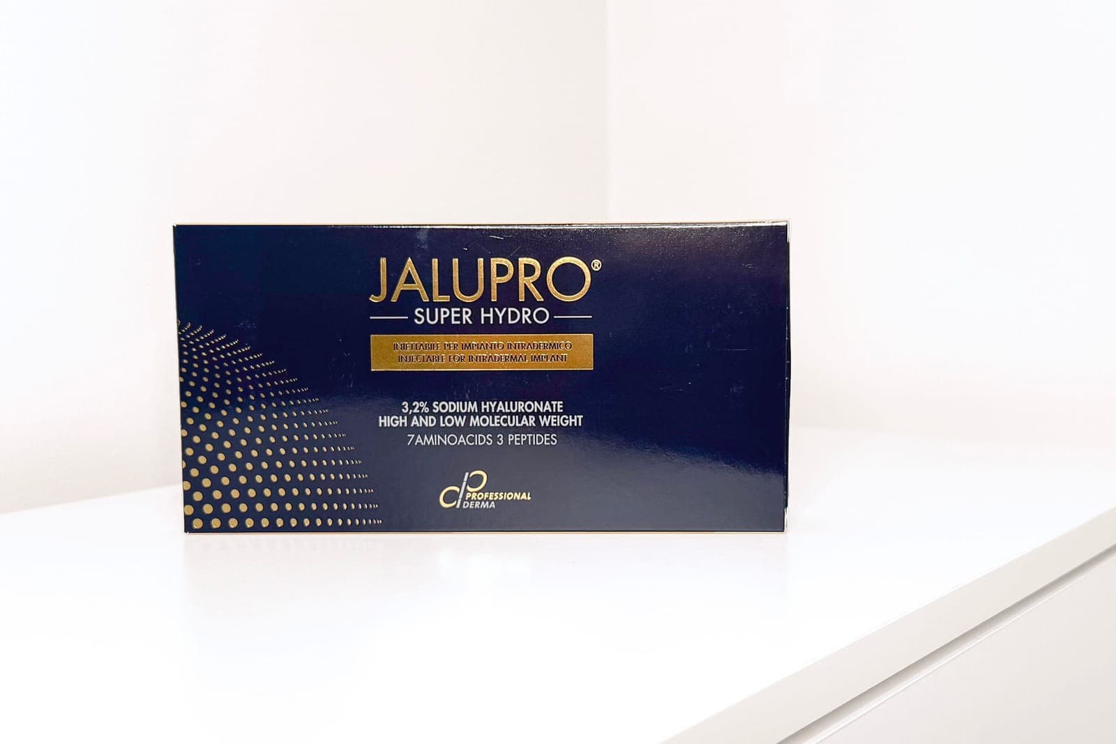 Jalupro Super Hydro packaging at ART FACE London.